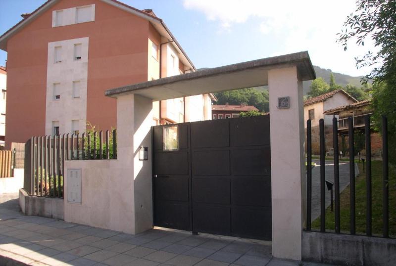 Apartamento Apartamento en Contranquil Onís Exterior foto